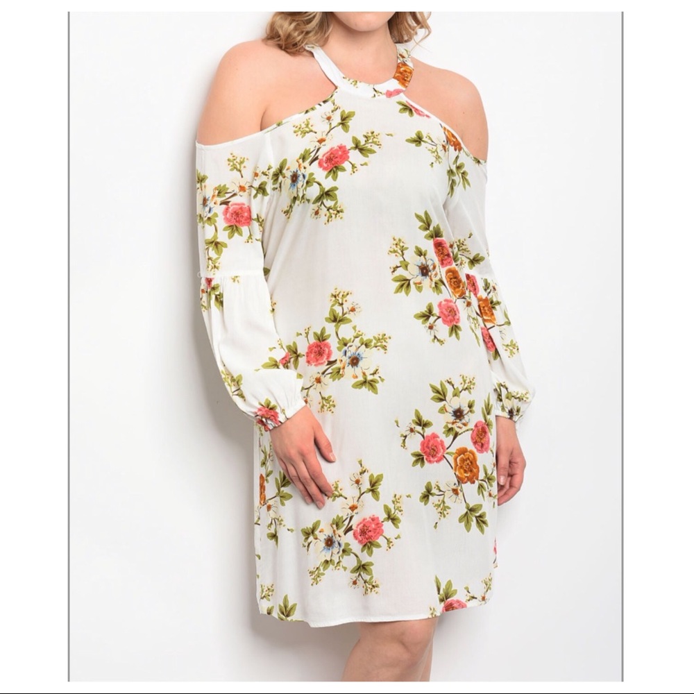 PLUS SIZE IVORY FLORAL DRESS
